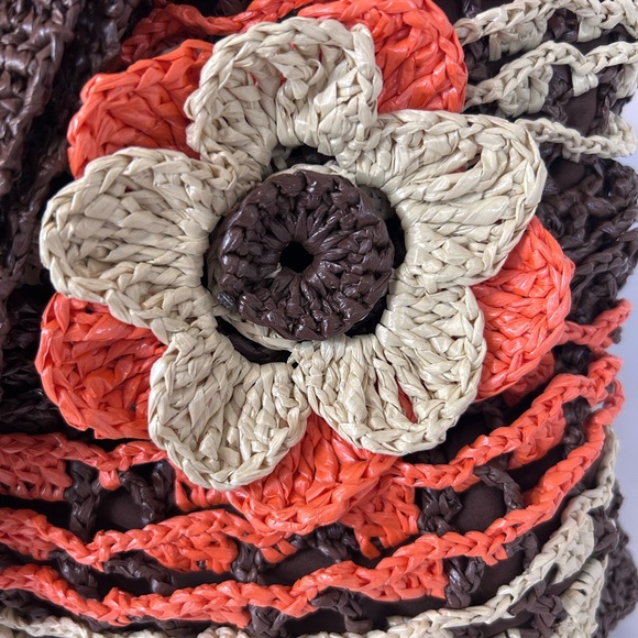 Vintage 1970s style handmade crocheted raffia handbag - Picture 2 of 9